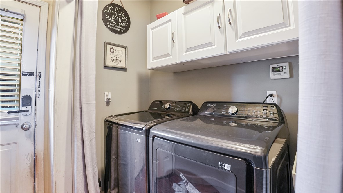 1320 Empire Road Jesup, GA 31545 - Photo 24 of 47 laundry