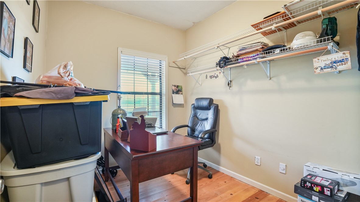 1320 Empire Road Jesup, GA 31545 - Photo 30 of 47 Small Bedroom or Office
