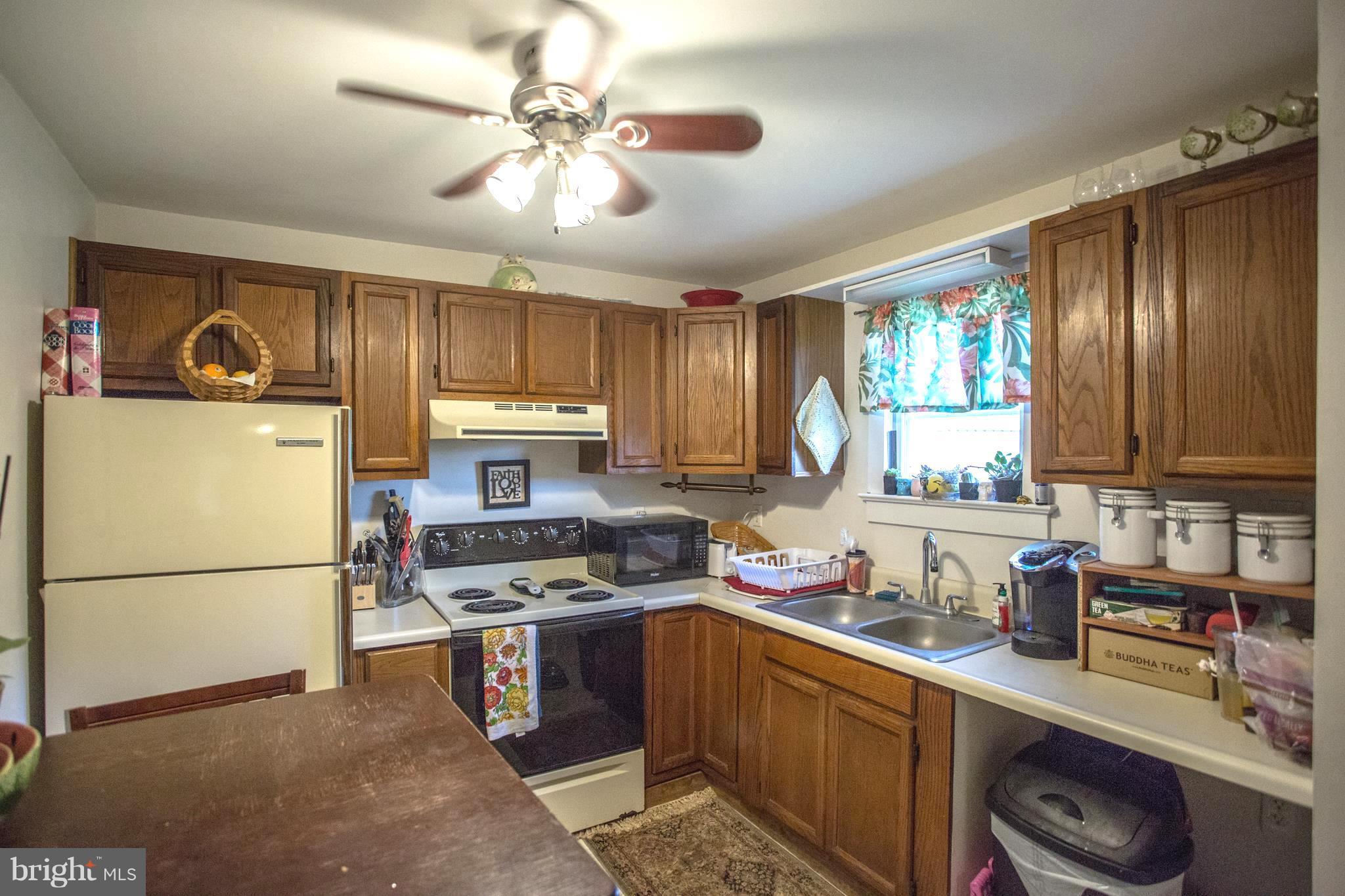 9521 Old Waterloo Road Warrenton, VA 20186 - Photo 6 of 20 Kitchen