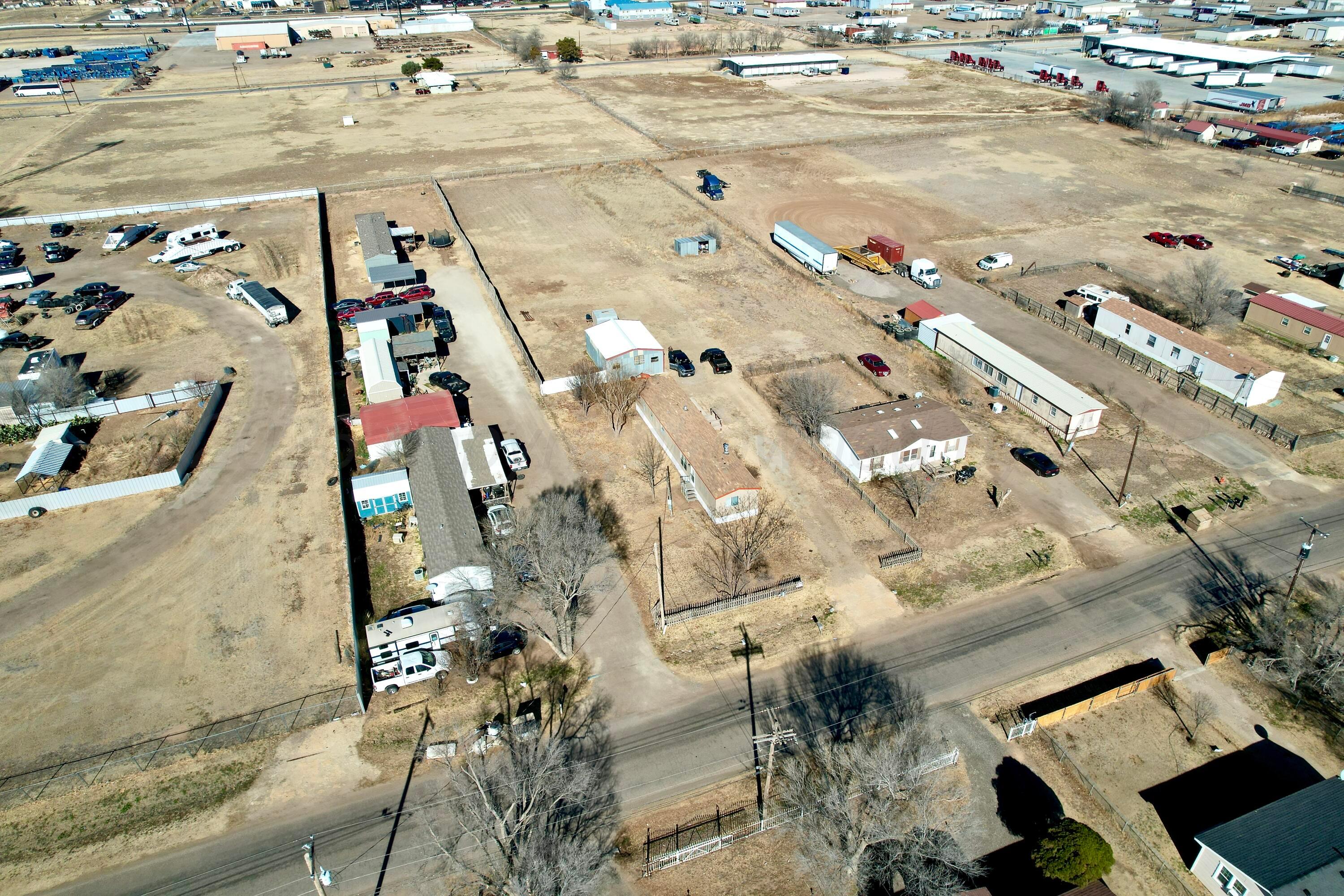 4409 Southeast 25th Avenue Amarillo, TX 79103 - Photo 12 of 38 dji_fly_20260110_143330_388_176814937008