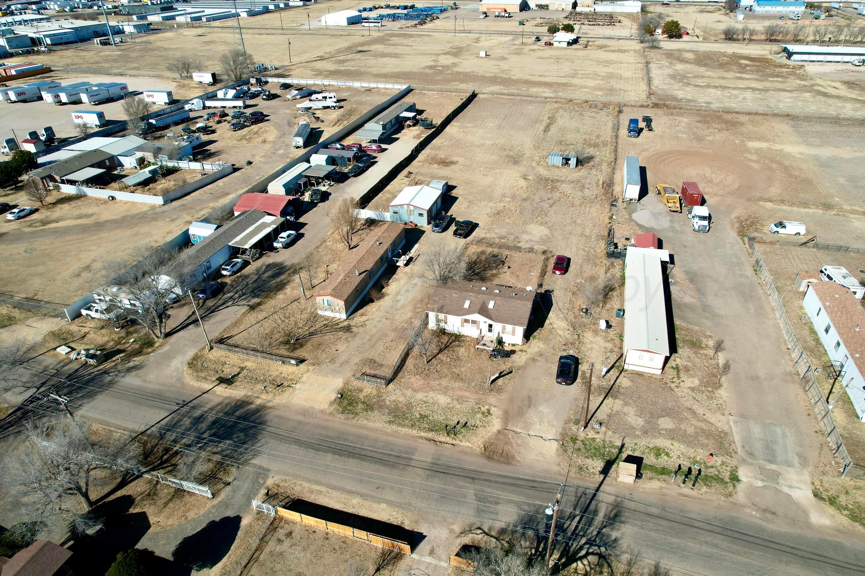 4409 Southeast 25th Avenue Amarillo, TX 79103 - Photo 10 of 38 dji_fly_20260110_143320_387_176814937200