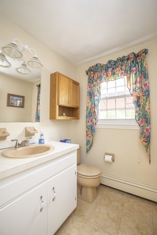 96 Debora Road North Attleboro, MA 02760 - Photo 17 of 40 Gallery Image 17