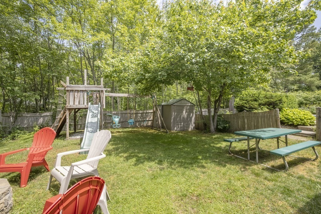 96 Debora Road North Attleboro, MA 02760 - Photo 4 of 40 Gallery Image 4