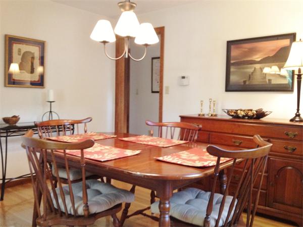 14 Ash Road Norfolk, MA 02056 - Photo 8 of 25 Gallery Image 8