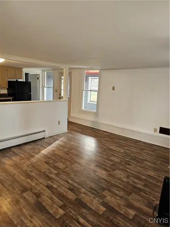 $950 | 25 Elm Street, Tully, NY 13159