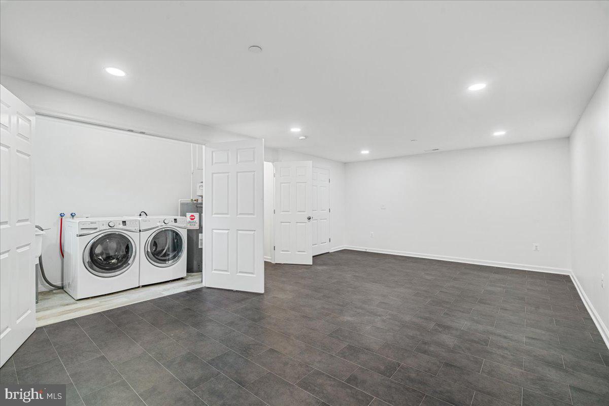 11907 Lynn Crest Road Monrovia, MD 21770 - Photo 43 of 55 Laundry area