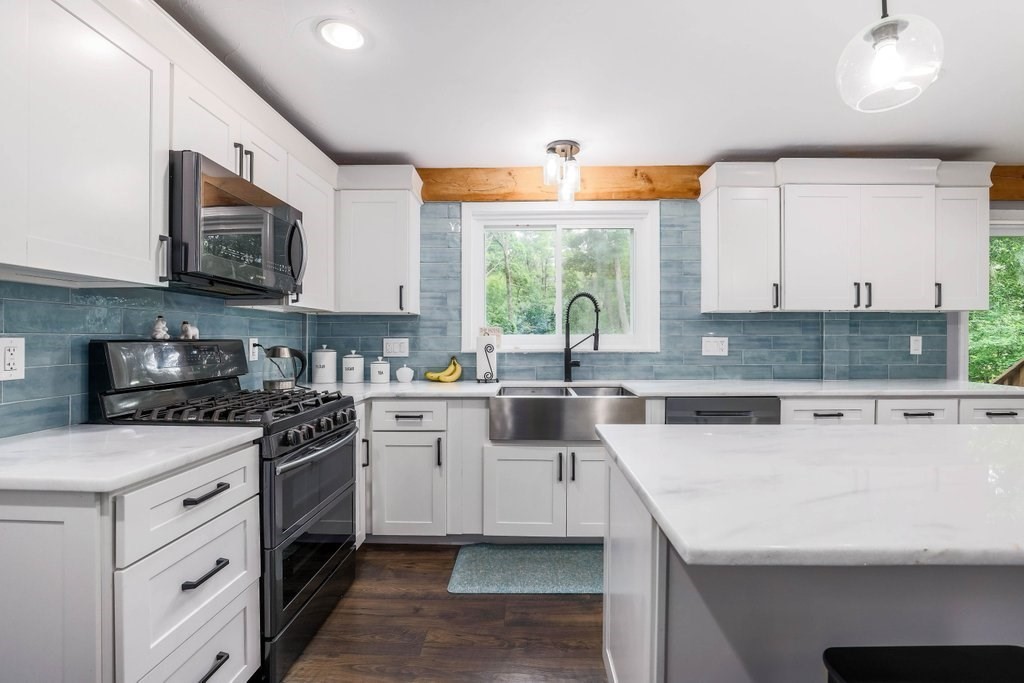 6 Lexington Road Northborough, MA 01532 - Photo 12 of 37 Gallery Image 12