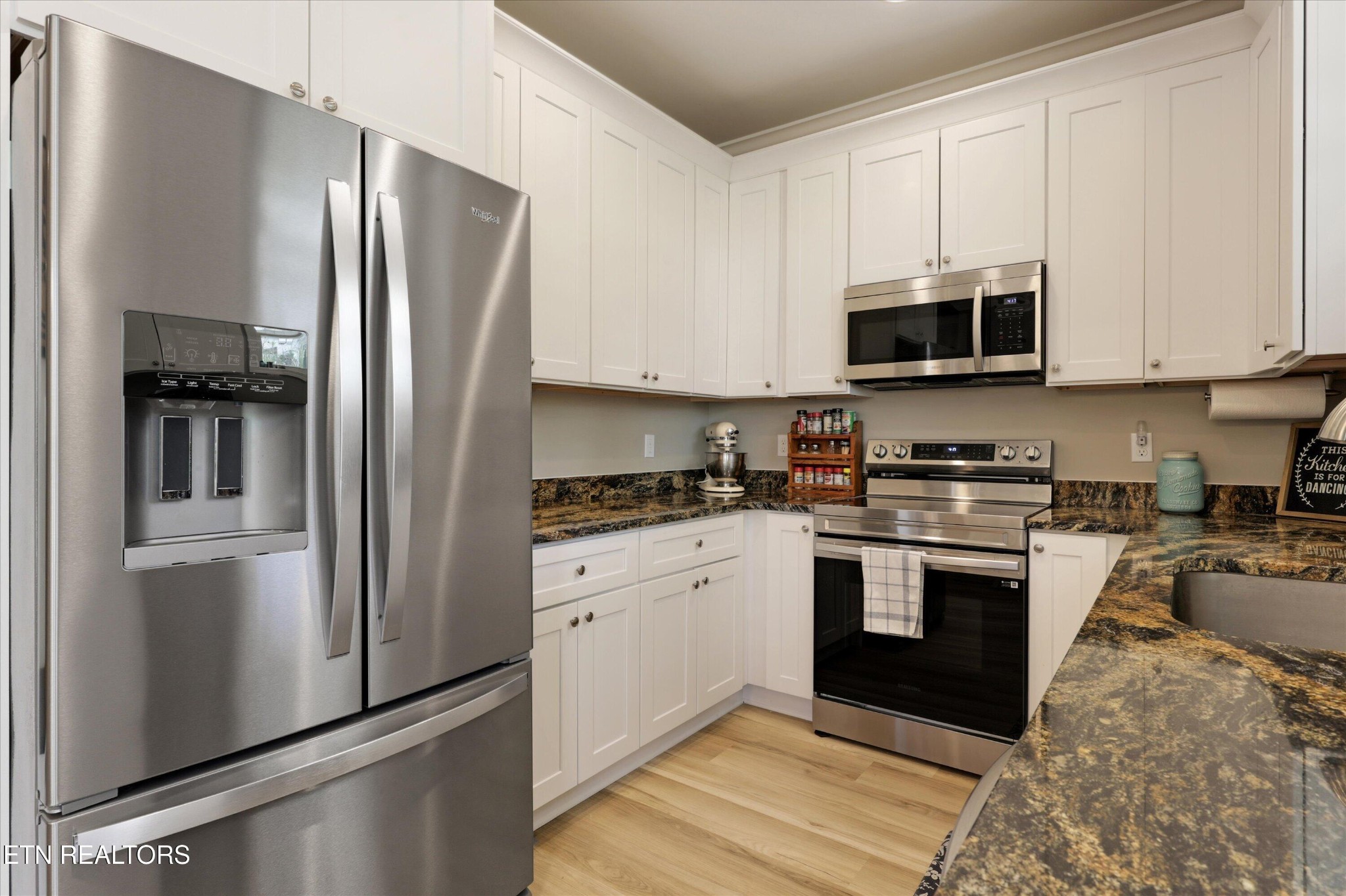 115 Crossroads Boulevard Oak Ridge, TN 37830 - Photo 11 of 39