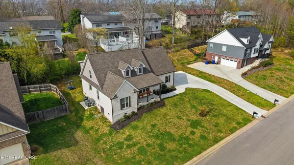 $529,000 | 115 Crossroads Boulevard, Oak Ridge, TN 37830