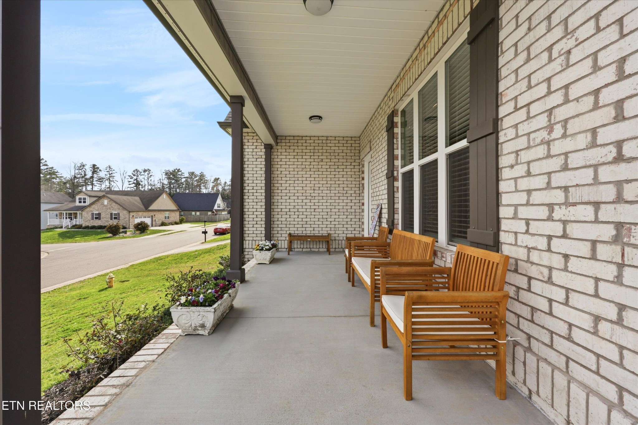 115 Crossroads Boulevard Oak Ridge, TN 37830 - Photo 4 of 39