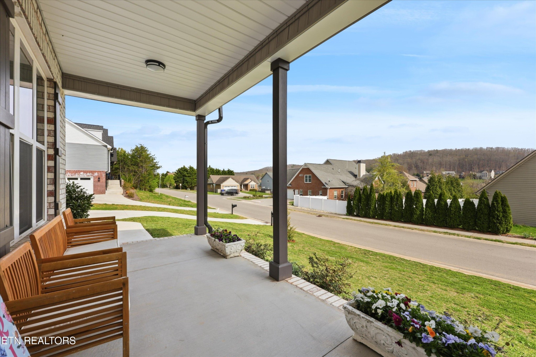 115 Crossroads Boulevard Oak Ridge, TN 37830 - Photo 5 of 39