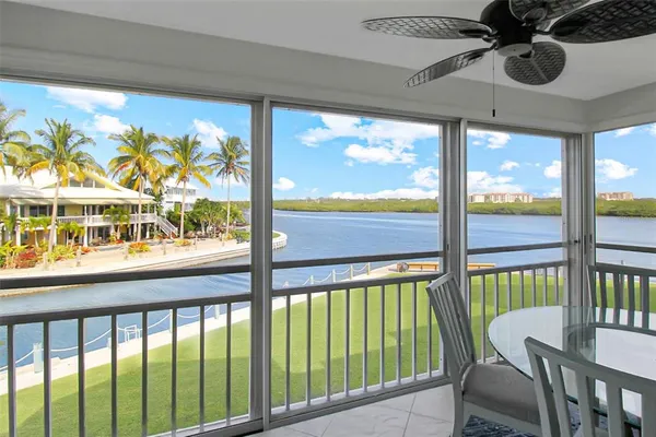 $8,100 | 1373 Siesta Bayside Drive, Unit 1373C, Sarasota, FL 34242