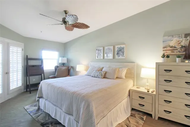 $8,100 | 1373 Siesta Bayside Drive, Unit 1373C, Sarasota, FL 34242