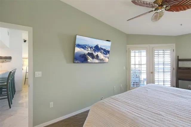 $8,100 | 1373 Siesta Bayside Drive, Unit 1373C, Sarasota, FL 34242