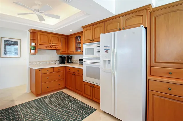 $8,100 | 1373 Siesta Bayside Drive, Unit 1373C, Sarasota, FL 34242