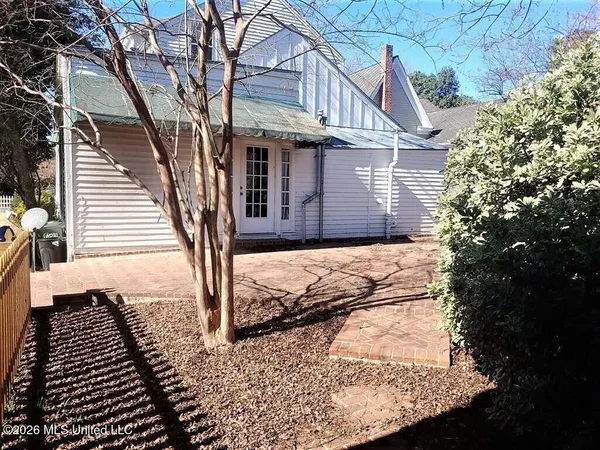 $319,000 | 107 Arlington Avenue, Natchez, MS 39120