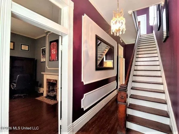 $319,000 | 107 Arlington Avenue, Natchez, MS 39120