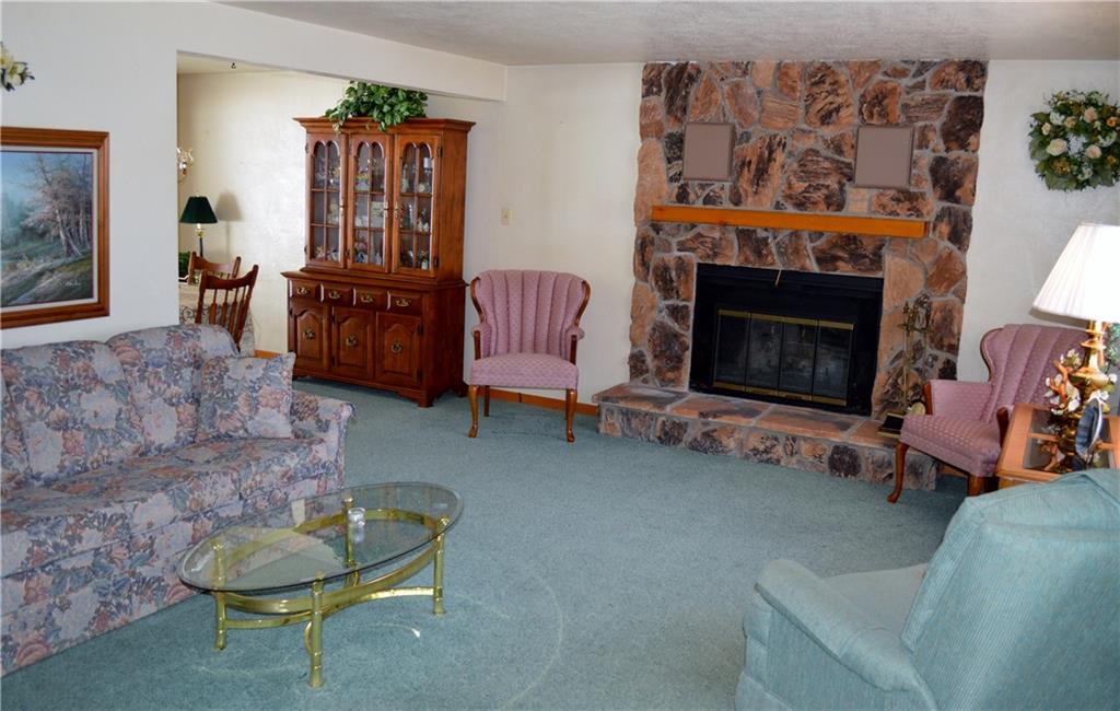 3150 Kane Road Aliquippa, PA 15001 - Photo 4 of 22 Large bright living room with a great fireplace.