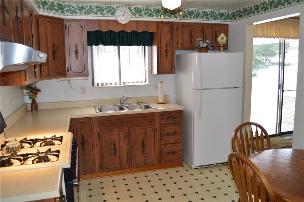 3150 Kane Road Aliquippa, PA 15001 - Photo 7 of 22 Well cared for kitchen with an eat-in area.