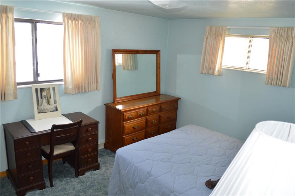 3150 Kane Road Aliquippa, PA 15001 - Photo 10 of 22 Nice size Master Bedroom