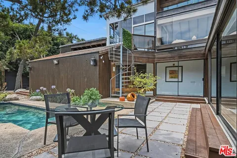 $7,495,000 | 515 North Roxbury Drive, Beverly Hills, CA 90210