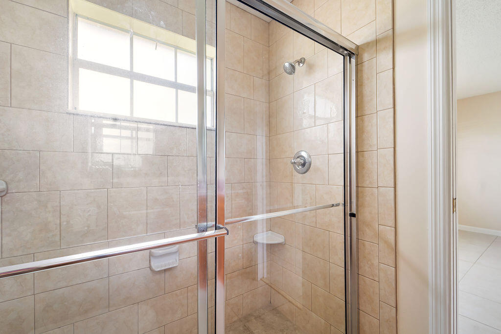 189 Raintree Trail Jupiter, FL 33458 - Photo 11 of 24 189 Raintree