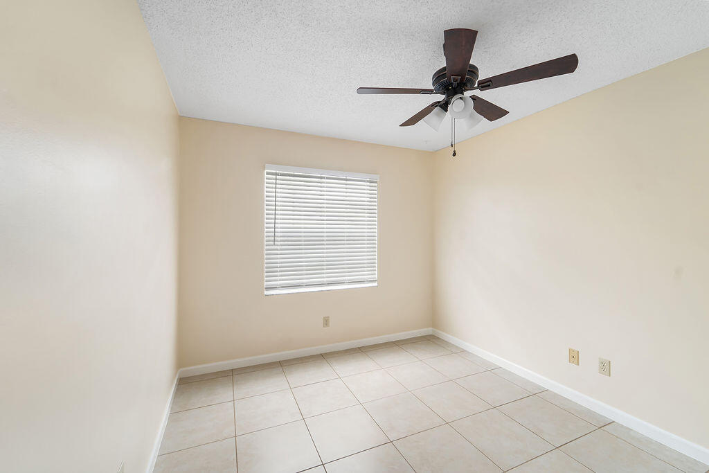 189 Raintree Trail Jupiter, FL 33458 - Photo 15 of 24 189 Raintree