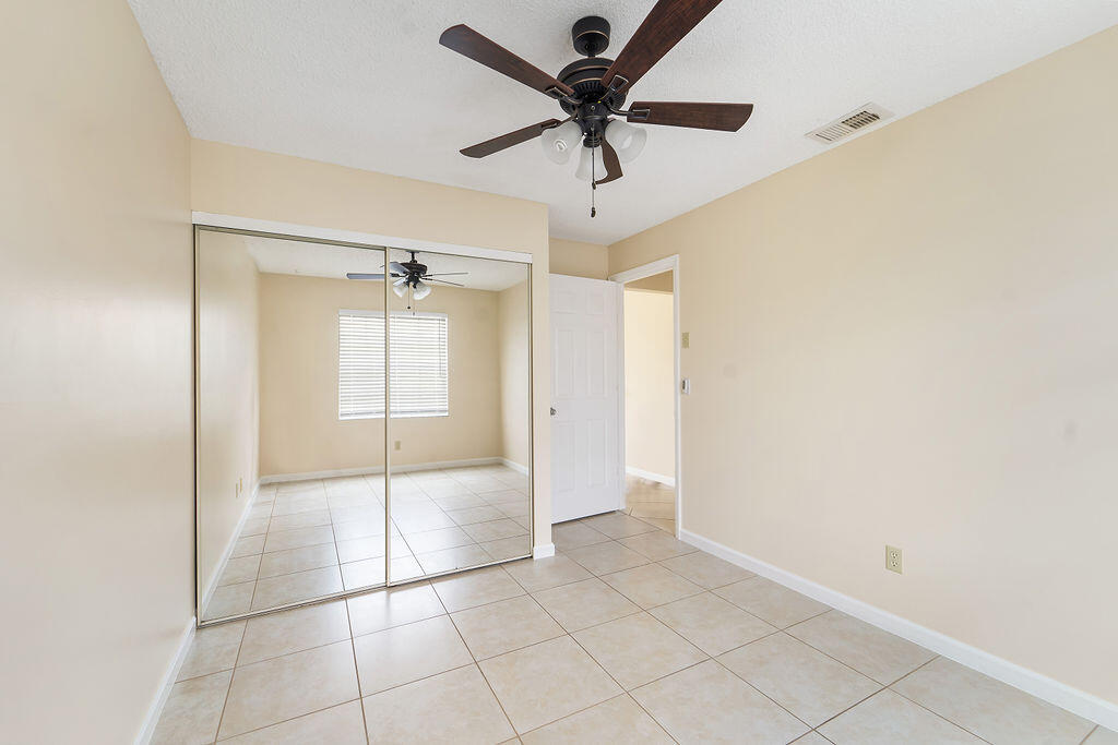 189 Raintree Trail Jupiter, FL 33458 - Photo 16 of 24 189 Raintree