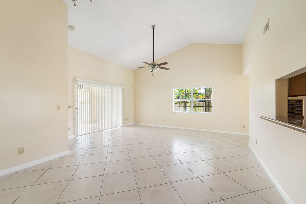 189 Raintree Trail Jupiter, FL 33458 - Photo 6 of 24 189 Raintree