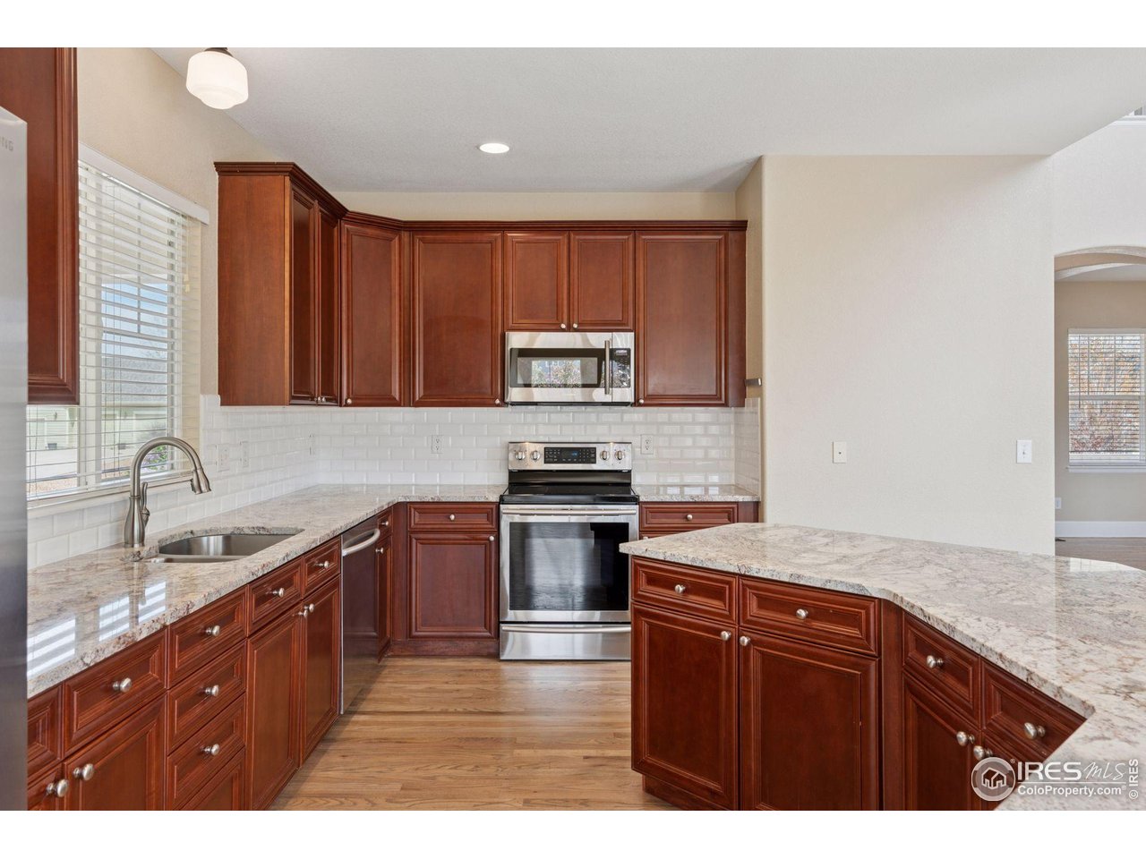 3530 Willow Road Frederick, CO 80504 - Photo 12 of 40 Grantie Counters
