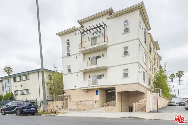 $730,000 | 309 South Mariposa Avenue, Unit 301, Los Angeles, CA 90020
