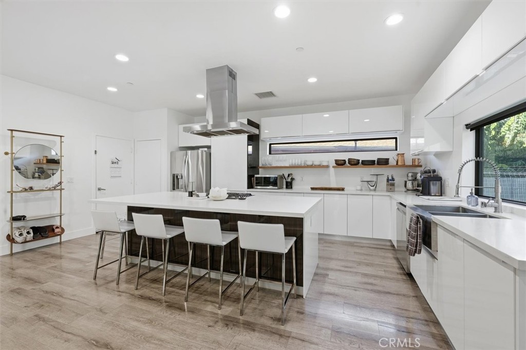 5487 Blanco Way Culver City, CA 90230 - Photo 9 of 58