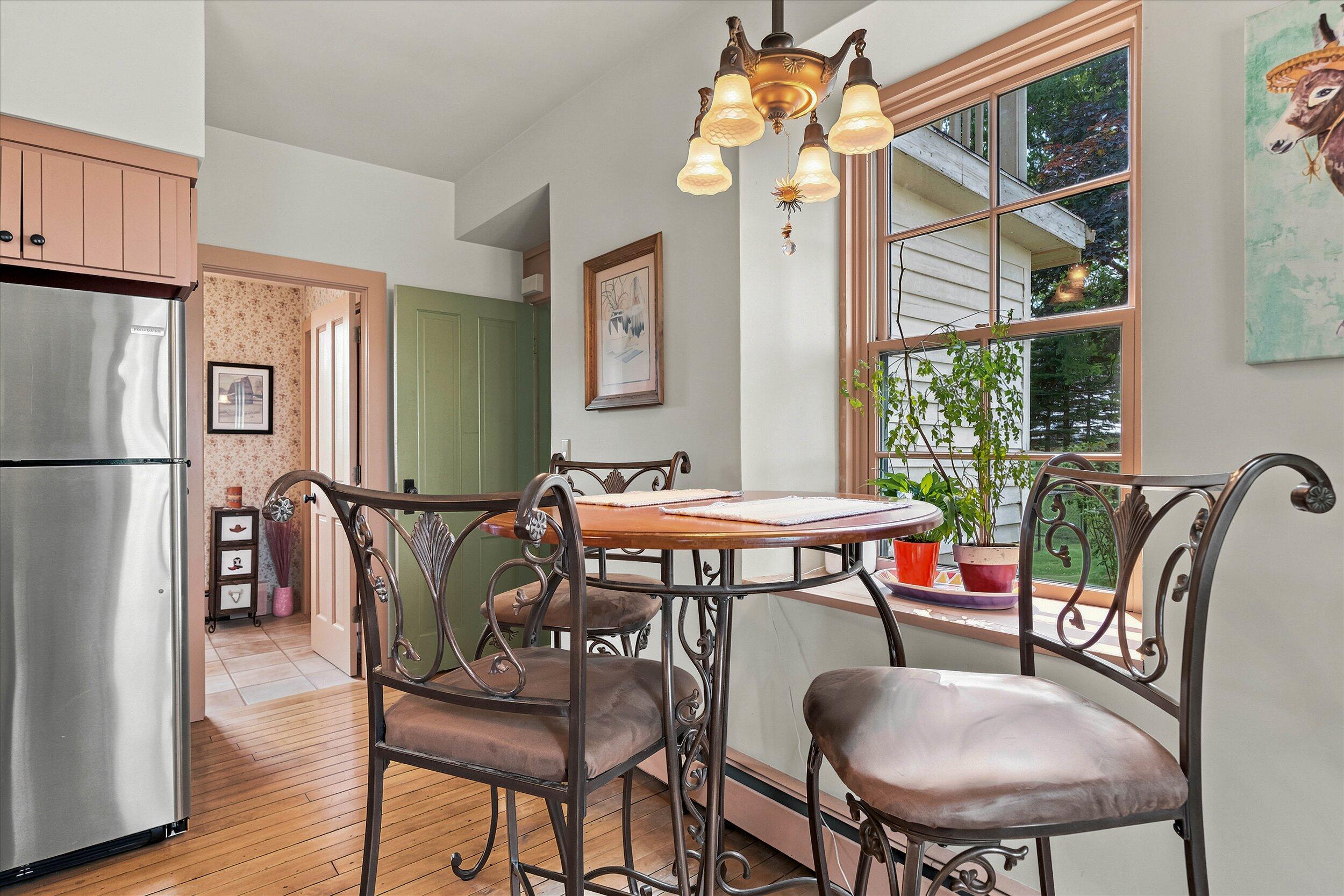 N6790 Rangeline Road Sheboygan, WI 53083 - Photo 25 of 84 23-Dinette Area