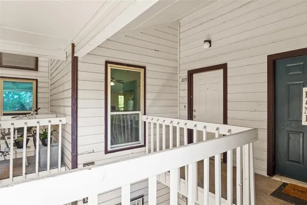 $1,475 | 7107 Holly Hill Drive, Unit 209, Dallas, TX 75231