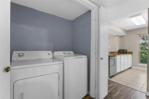 $1,475 | 7107 Holly Hill Drive, Unit 209, Dallas, TX 75231