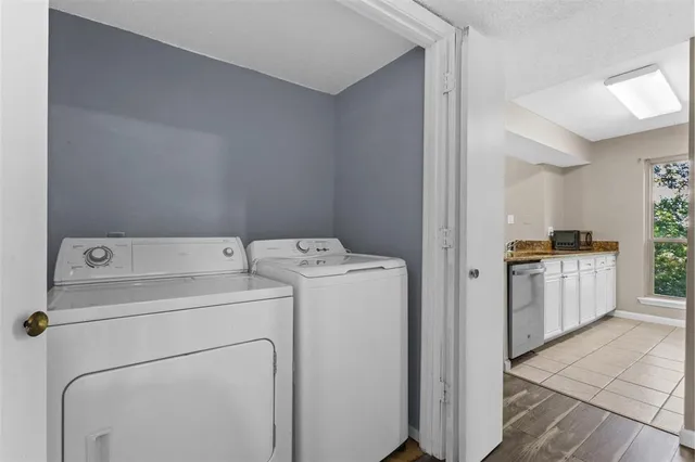 $1,550 | 7107 Holly Hill Drive, Unit 209, Dallas, TX 75231