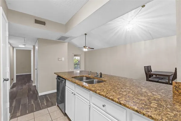 $1,475 | 7107 Holly Hill Drive, Unit 209, Dallas, TX 75231