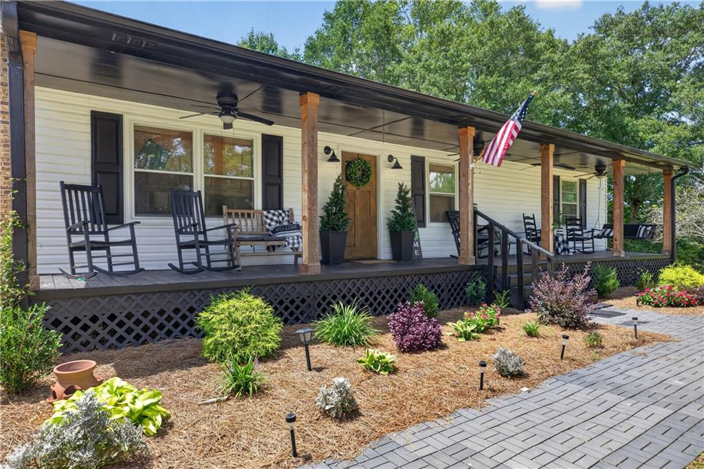 303 Mtn View Buchanan, GA 30113 - Photo 6 of 45 Gallery Image 6