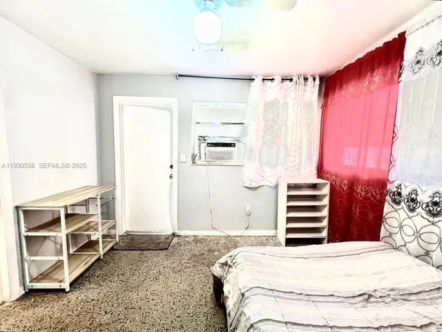 $1,000 | 106 Harvard Road, West Park, FL 33023