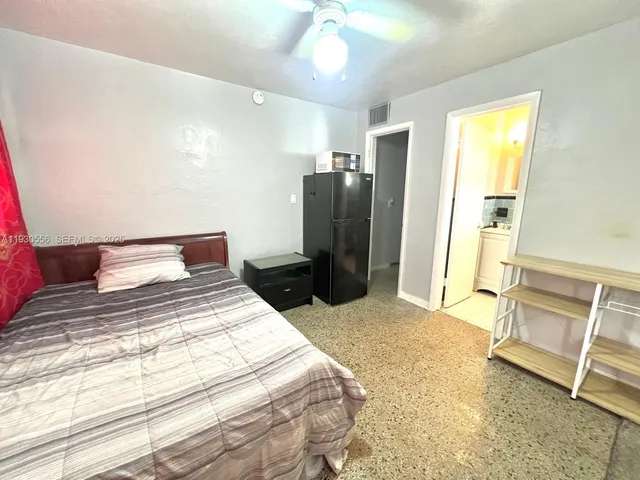 $1,000 | 106 Harvard Road, West Park, FL 33023