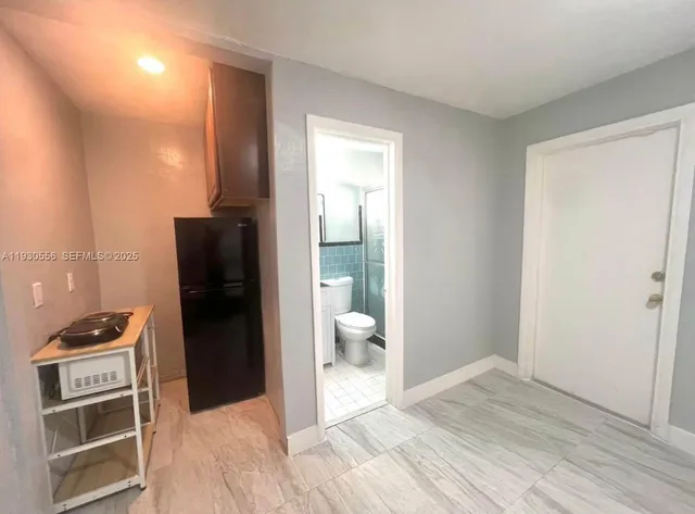 $1,000 | 106 Harvard Road, West Park, FL 33023