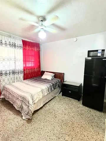 $1,000 | 106 Harvard Road, West Park, FL 33023