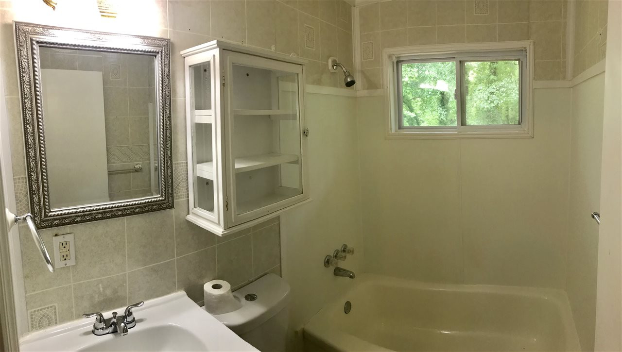 1408 Valley Road Garner, NC 27529 - Photo 4 of 13 Photo 4
