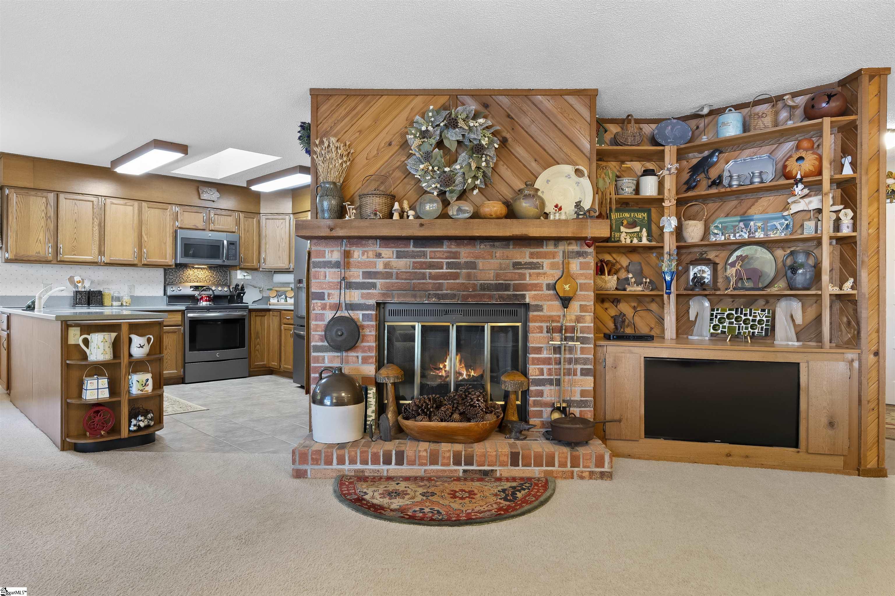 9061 Maughan Trail Seneca, SC 29672 - Photo 11 of 36