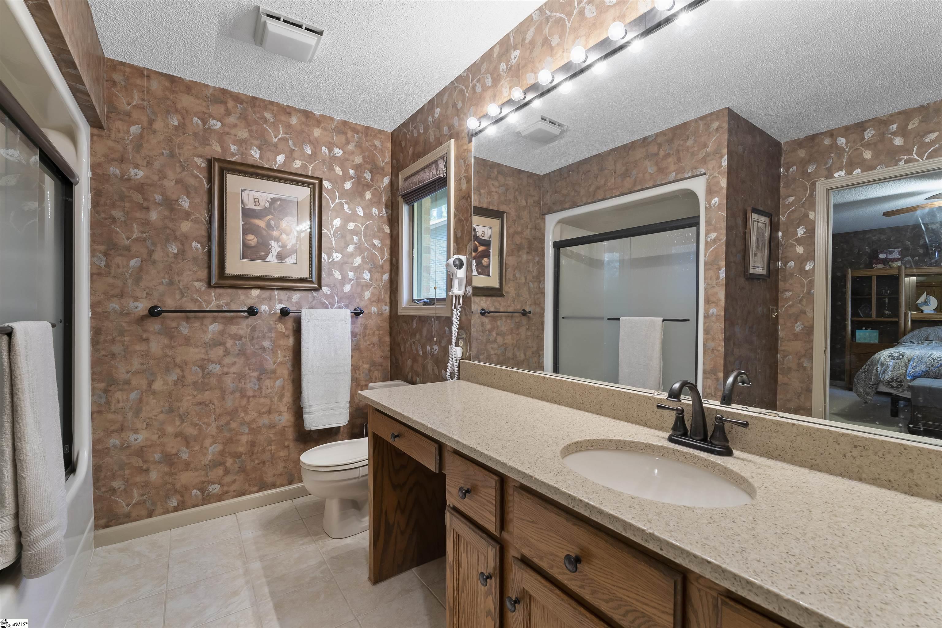 9061 Maughan Trail Seneca, SC 29672 - Photo 16 of 36