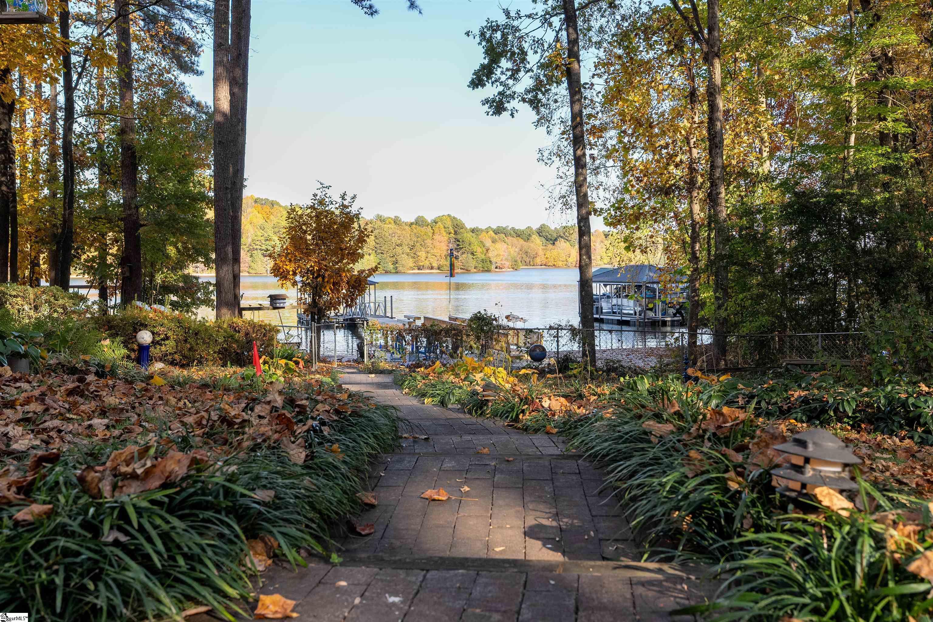 9061 Maughan Trail Seneca, SC 29672 - Photo 32 of 36