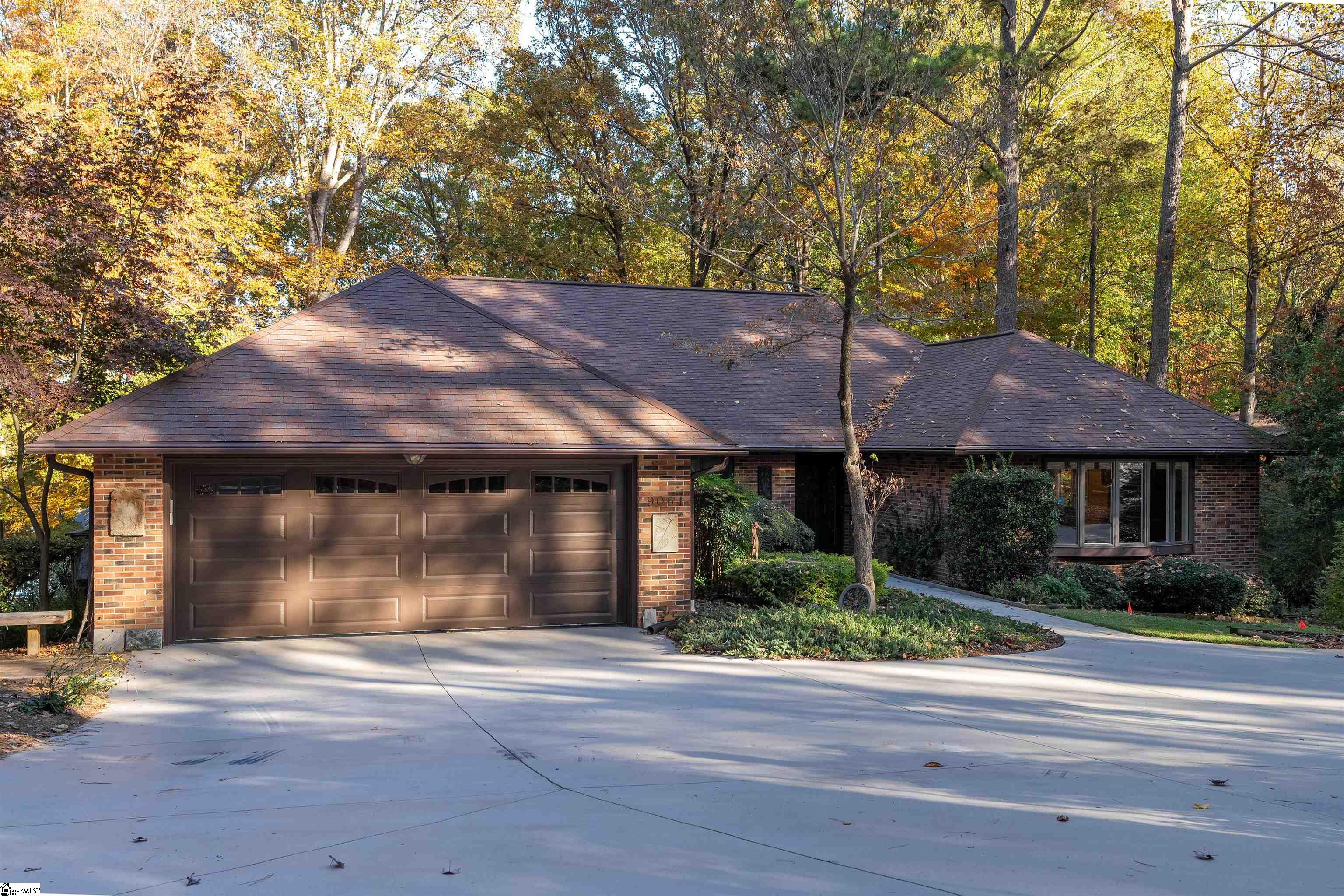 9061 Maughan Trail Seneca, SC 29672 - Photo 4 of 36