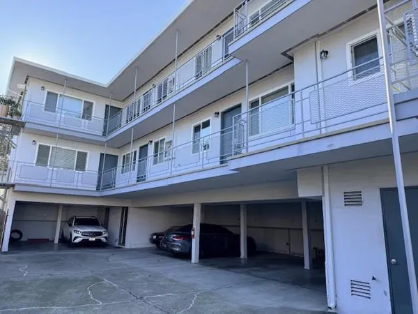 $2,500 | 1133 Paloma Avenue, Unit 1, Burlingame, CA 94010