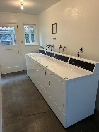 $2,500 | 1133 Paloma Avenue, Unit 1, Burlingame, CA 94010