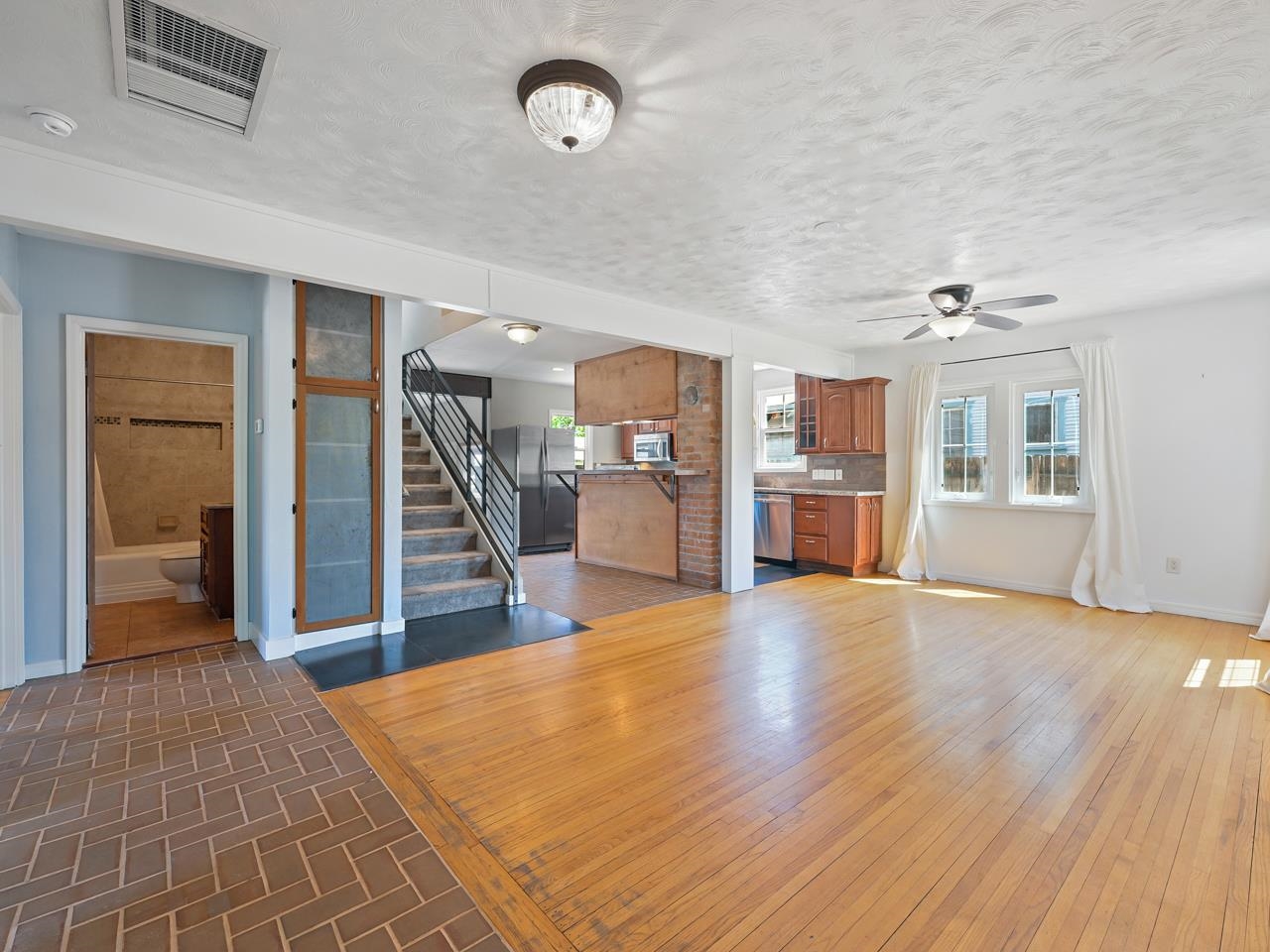 1346 Rood Avenue Grand Junction, CO 81501 - Photo 5 of 38 Gallery Image 5